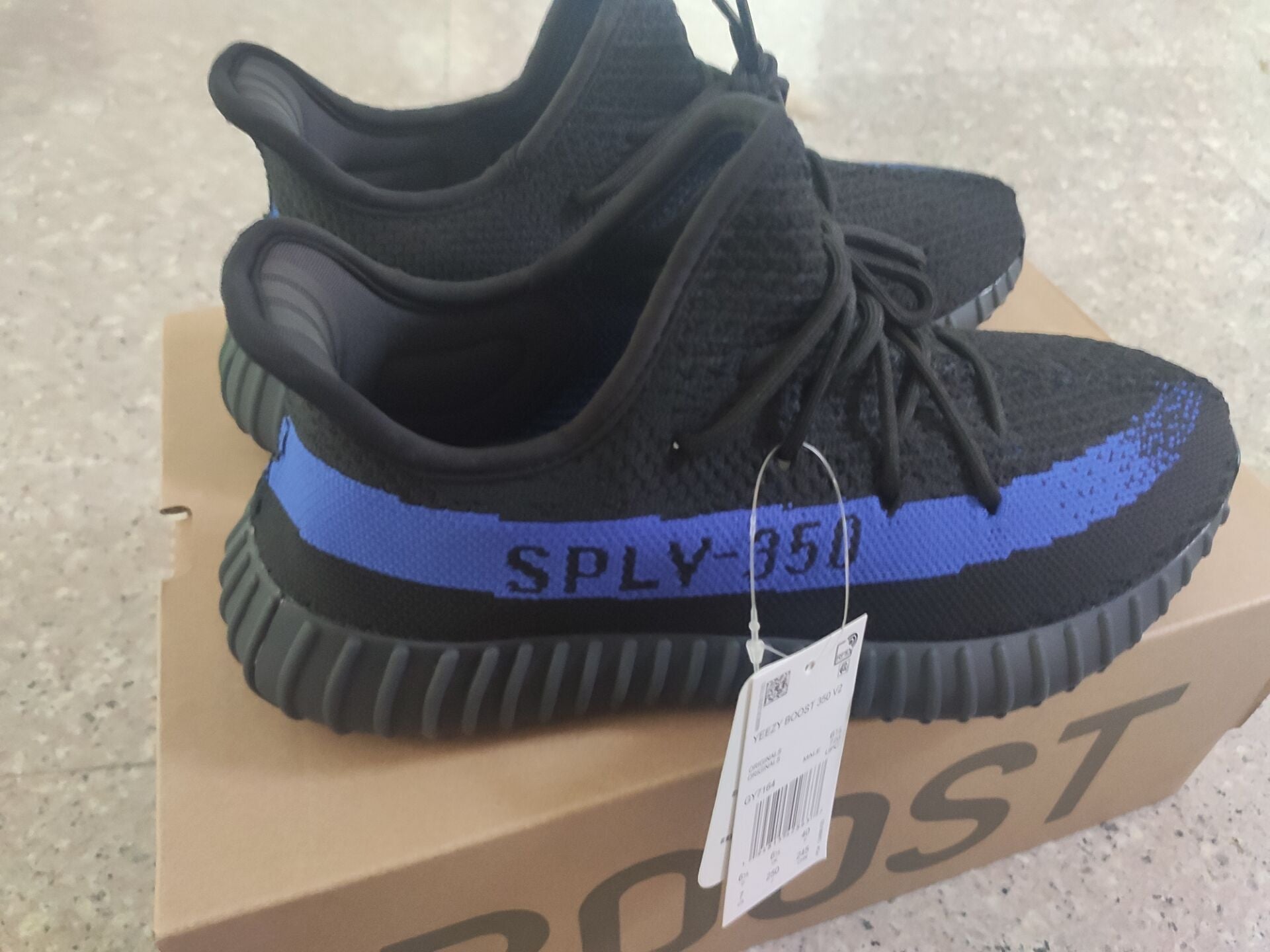 Adidas Yeezy 350 V2 Dazzling Blue