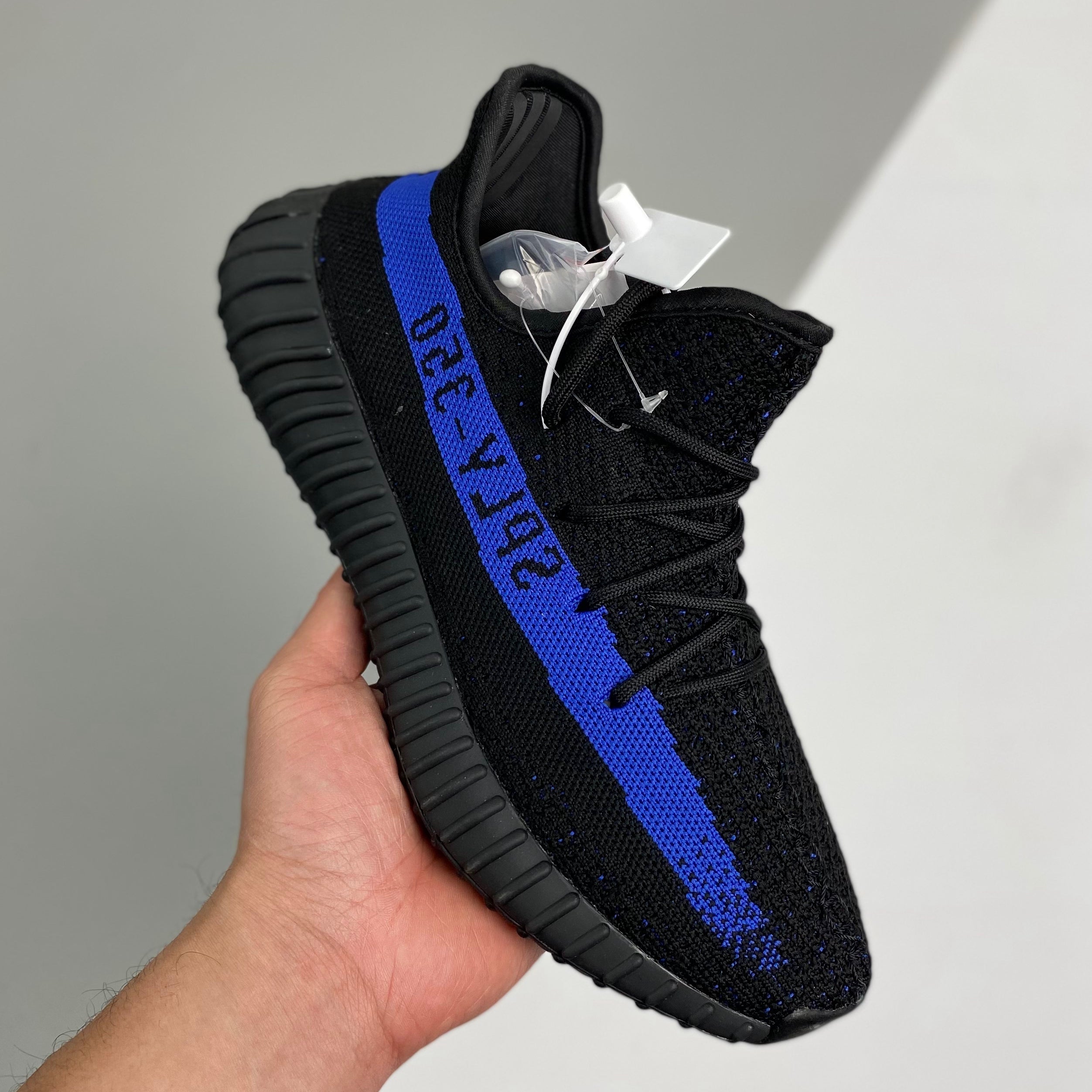 Adidas Yeezy 350 V2 Dazzling Blue