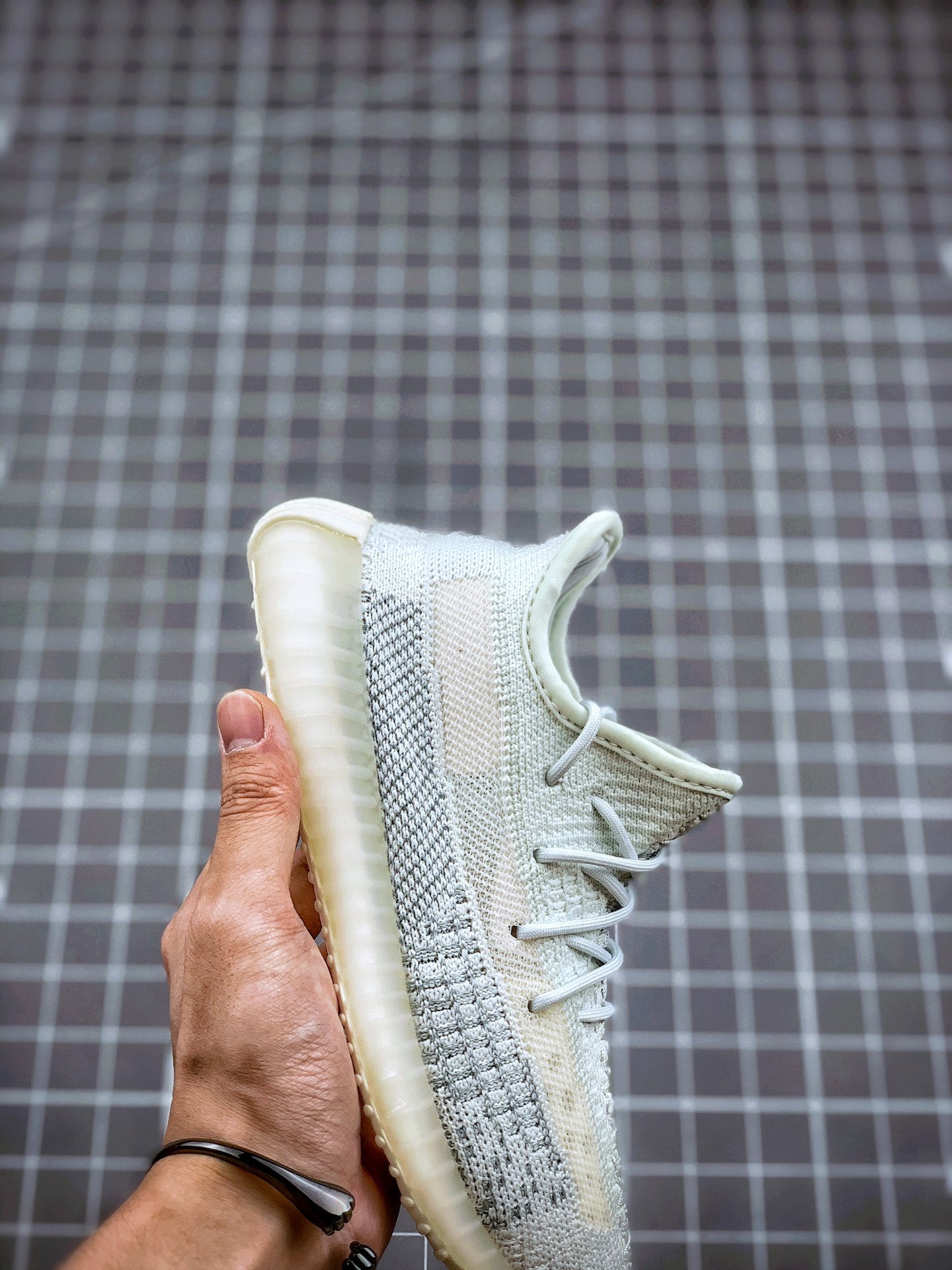 Adidas Yeezy 350 V2 Ice Blue Stary Skye