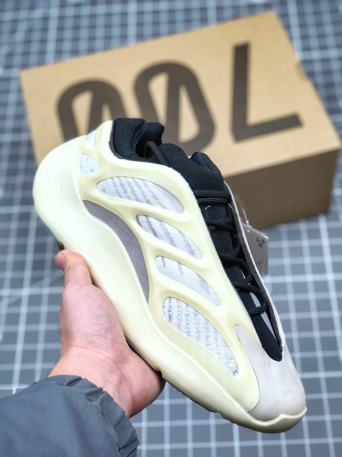 Adidas Yeezy 700 V3 Azael