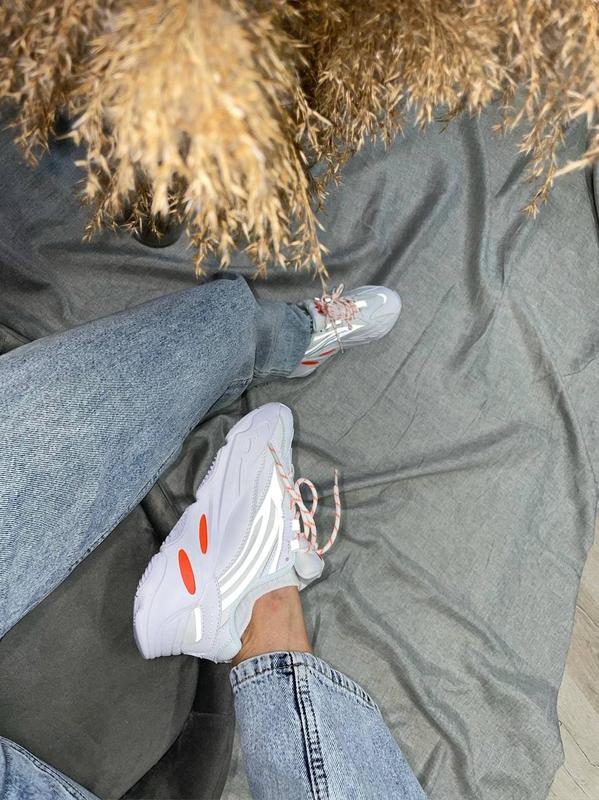 Adidas Yeezy Boost 700 Dama