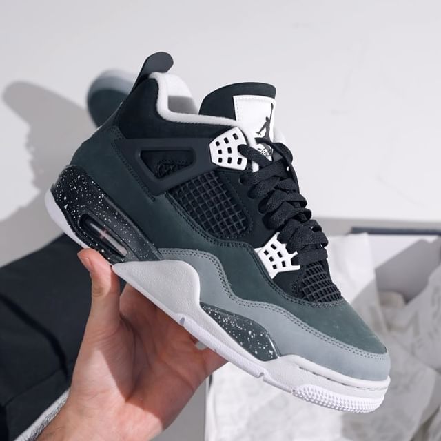 Nike Air Jordan 4 Retro Fear Pack