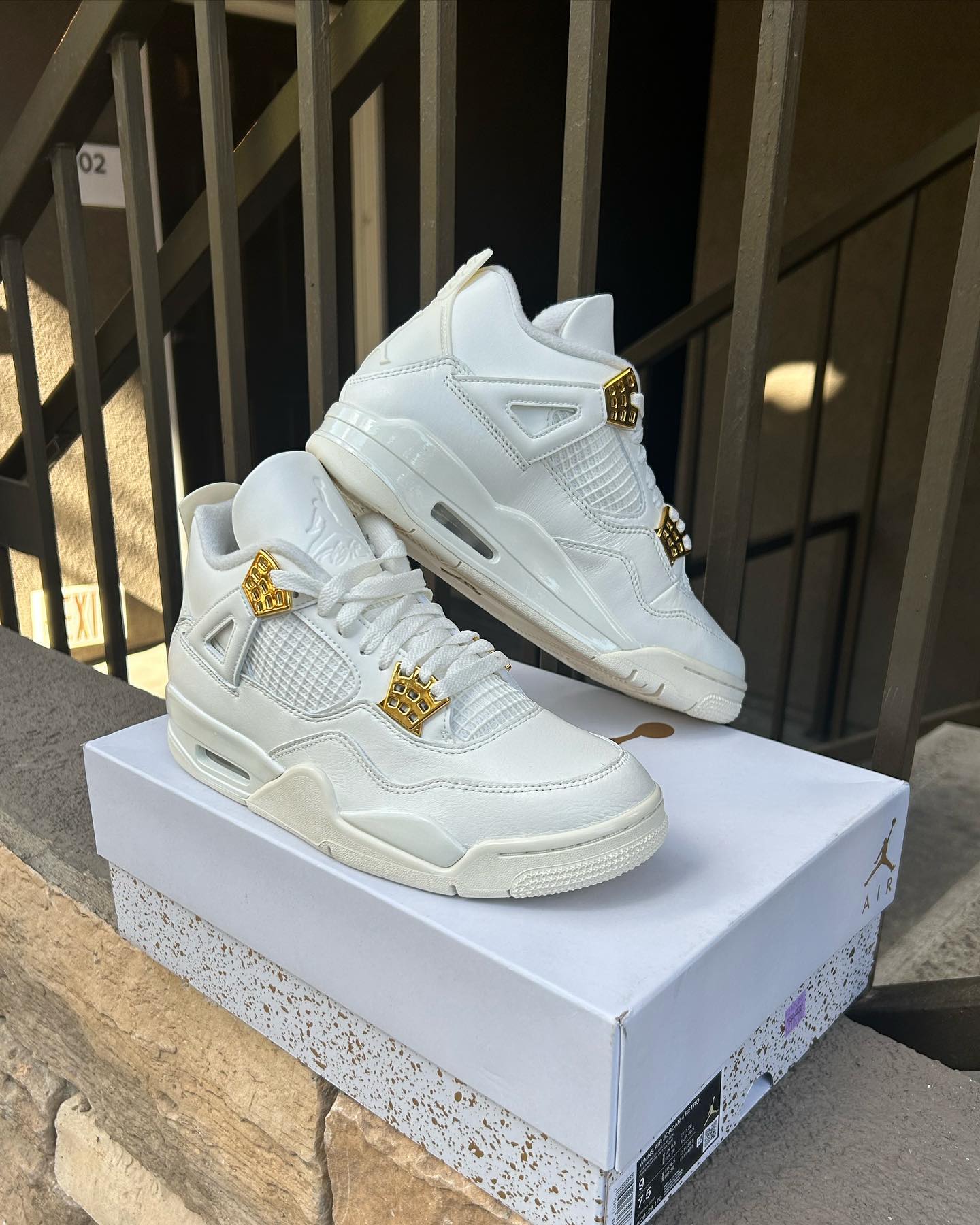 Nike Air Jordan 4 Retro Metallic Gold