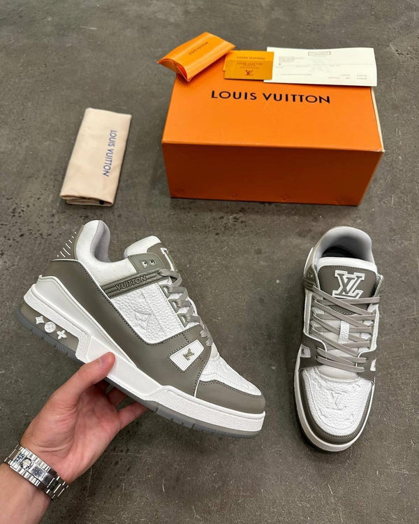 LOUIS VUITTON TRAINER BEIGE