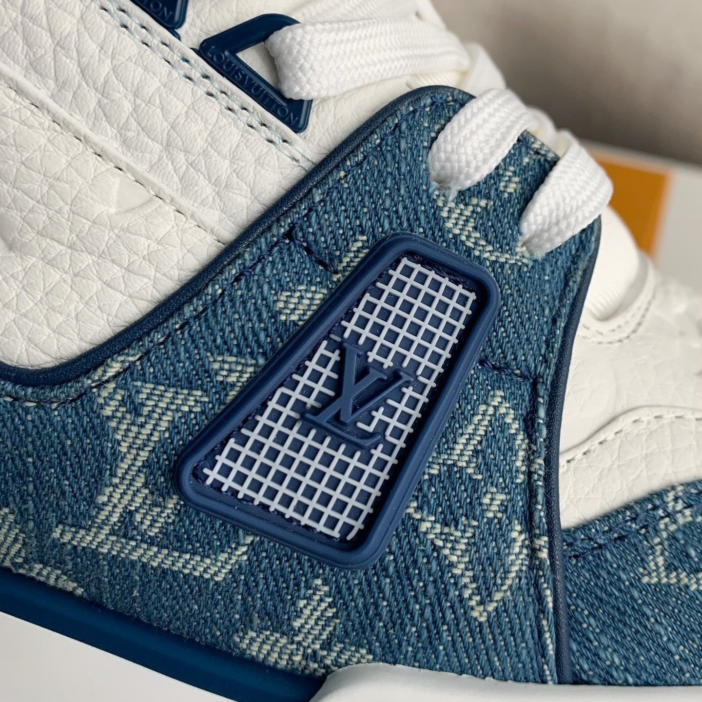 LOUIS VUITTON LV TRAINER BLUE WHITE