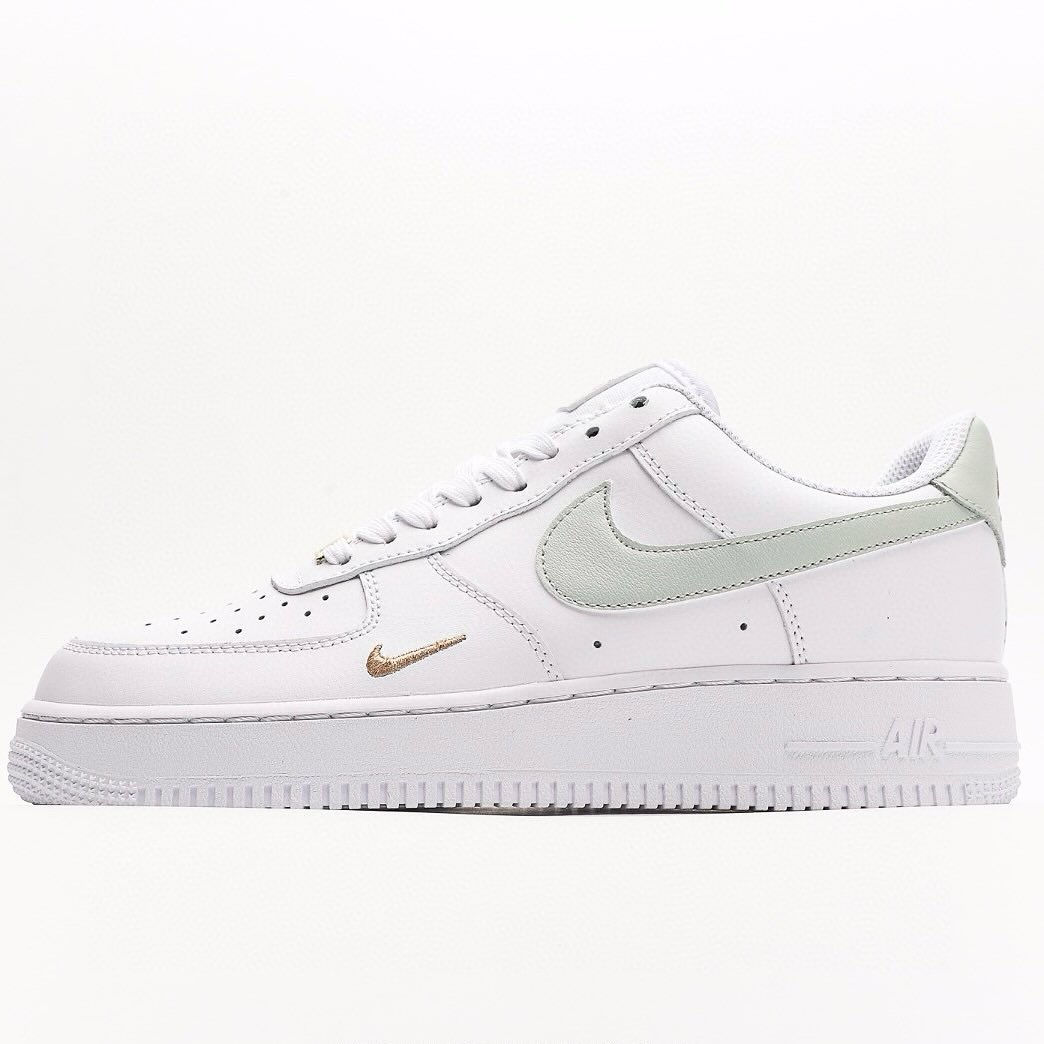 Nike Air Force 1 Low White Grey Gold