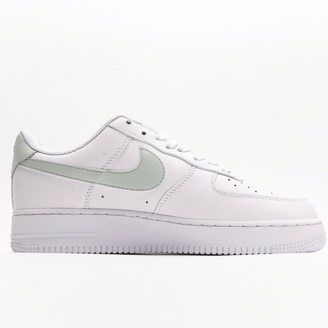 Nike Air Force 1 Low White Grey Gold