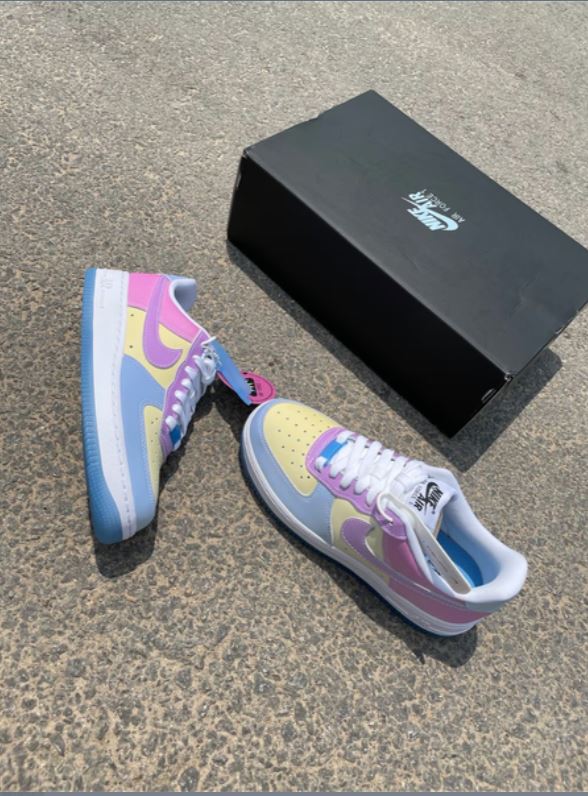 Nike Air Force 1 '07 LX UV  Color Changing