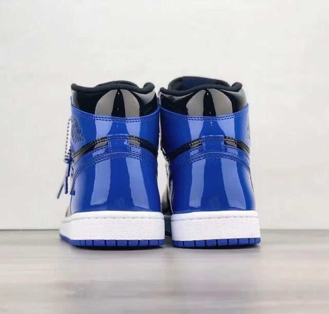 Nike Air Jordan 1 High OG Patent Royal