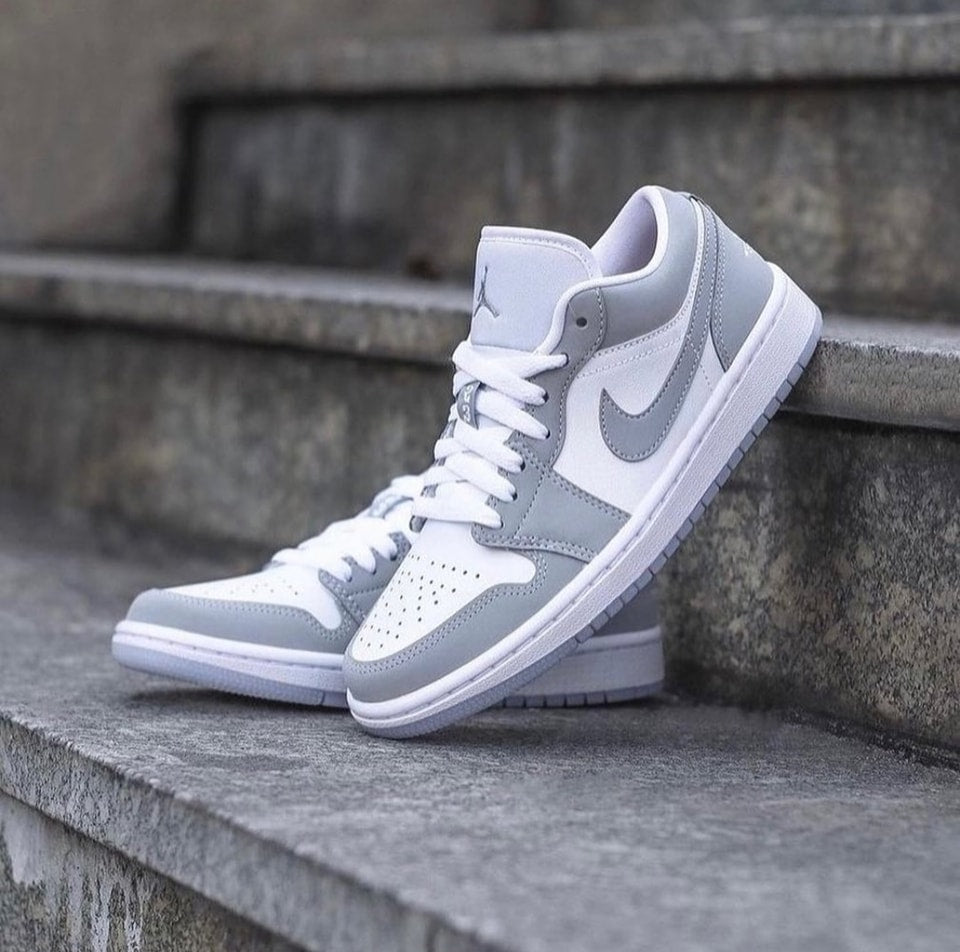 Nike Air Jordan 1 Low White Wolf Grey