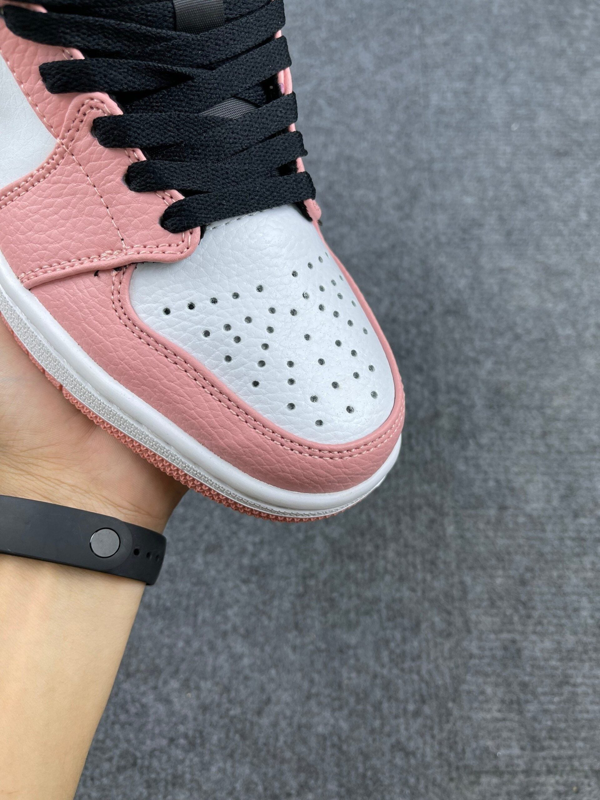 Nike Air Jordan 1 Mid Pink Quartz