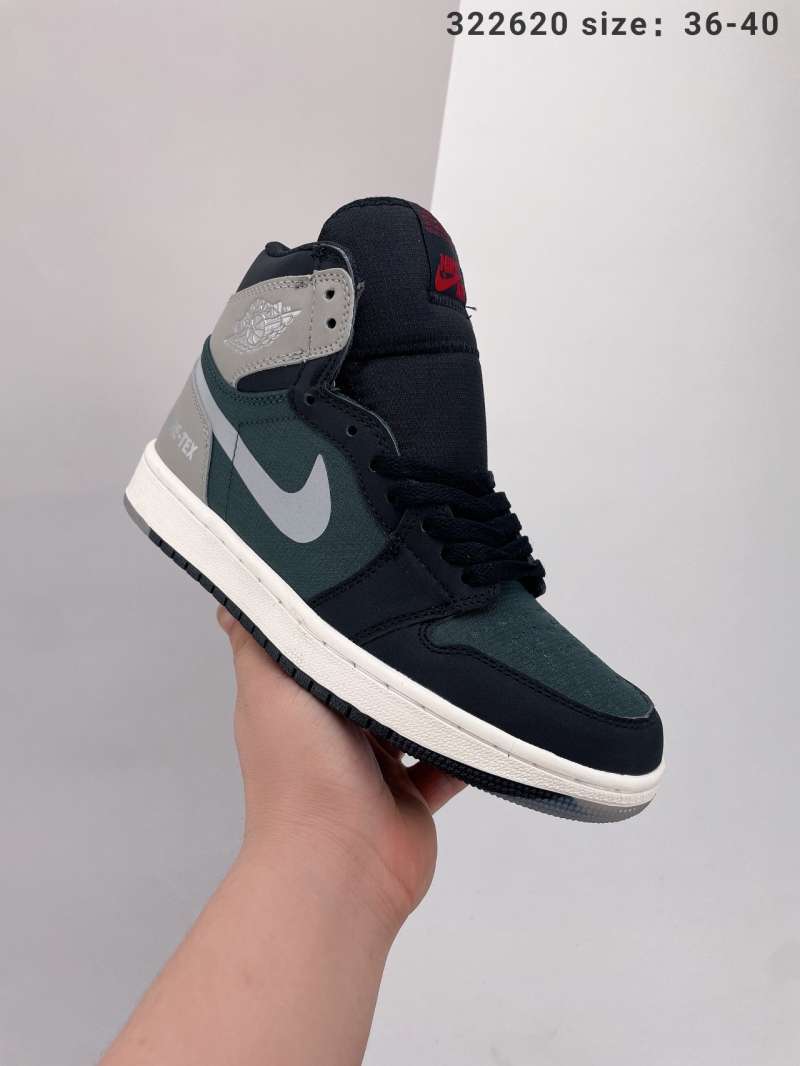 Nike Air Jordan 1 Retro High Gore-Tex Black Particle Grey