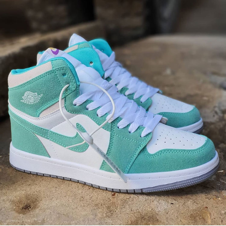 Nike Air Jordan 1 Retro High OG Turbo Green