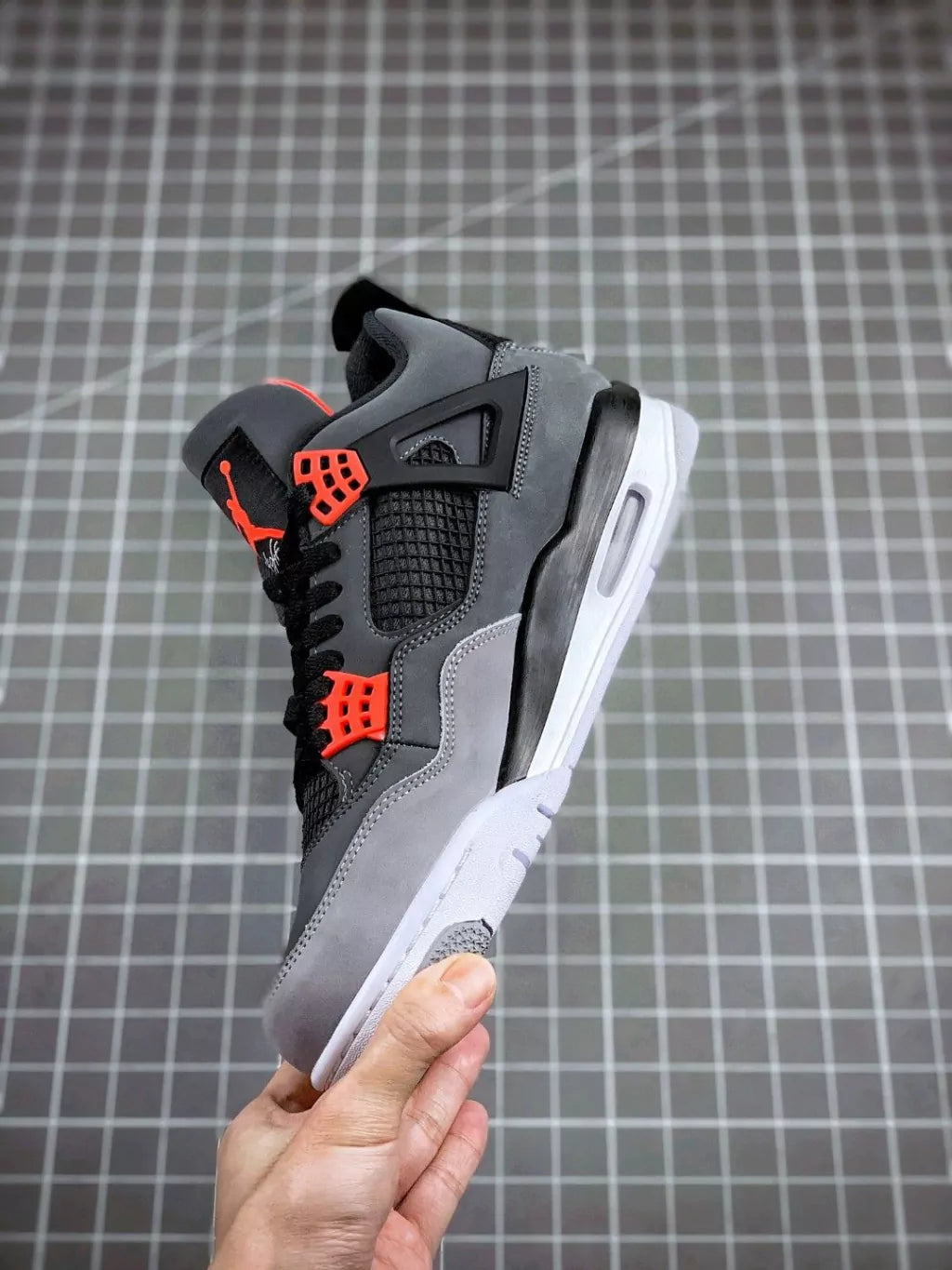 Nike Air Jordan 4 Retro Infrared