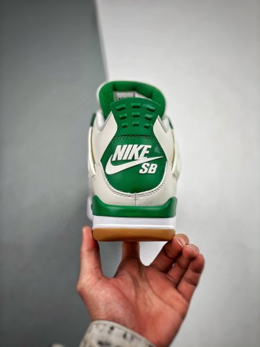 Nike Air Jordan 4 Retro Pine Green