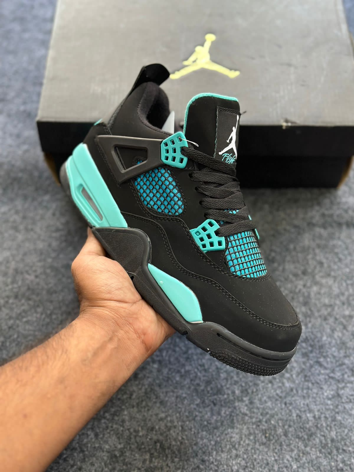 Nike Air Jordan 4 Retro Tiffany