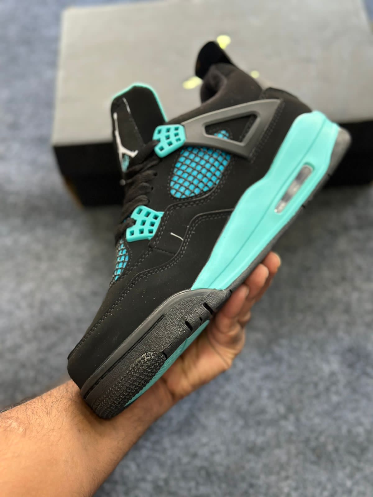 Nike Air Jordan 4 Retro Tiffany