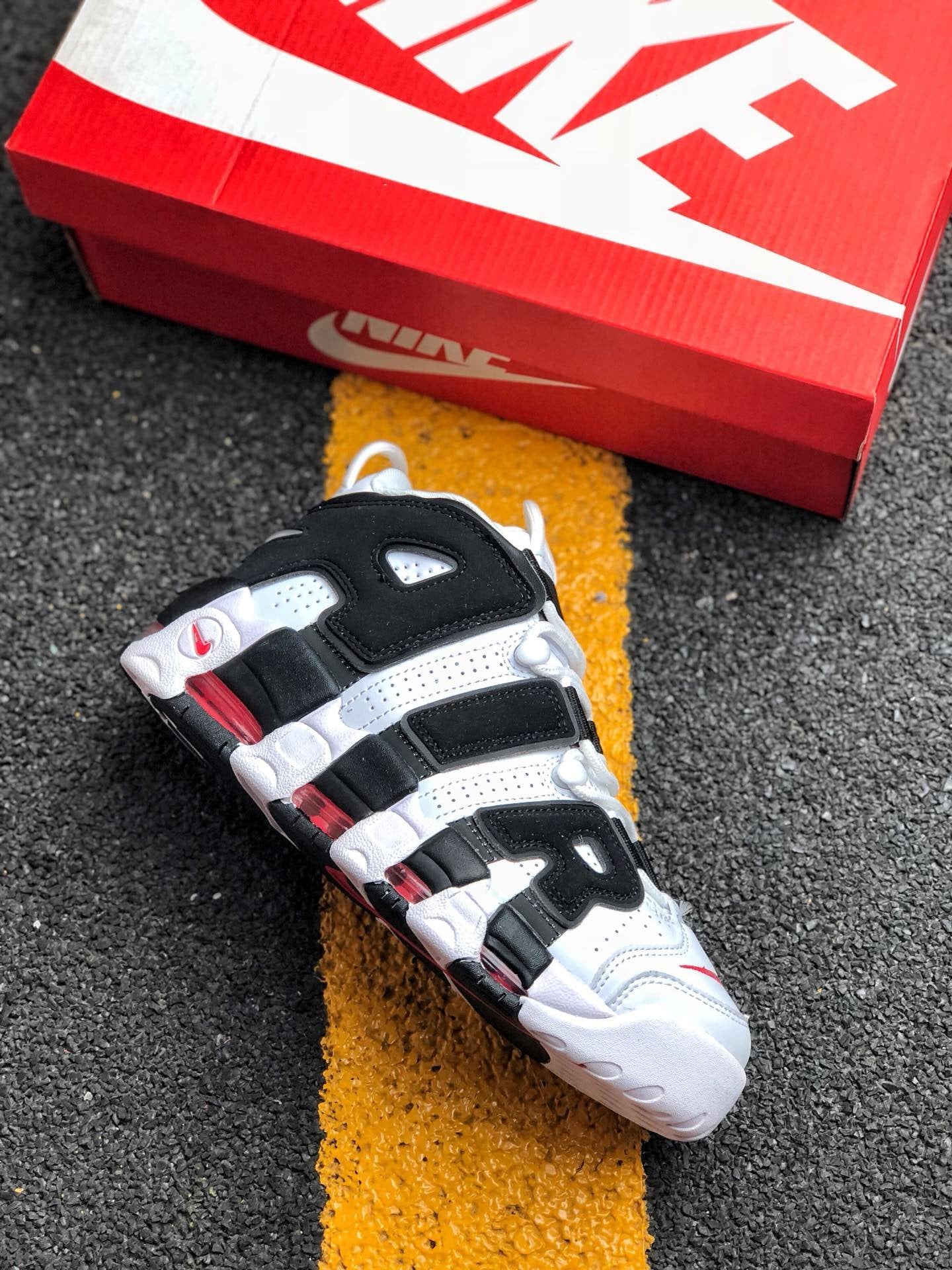 Nike Air More Uptempo Scottie Pippen