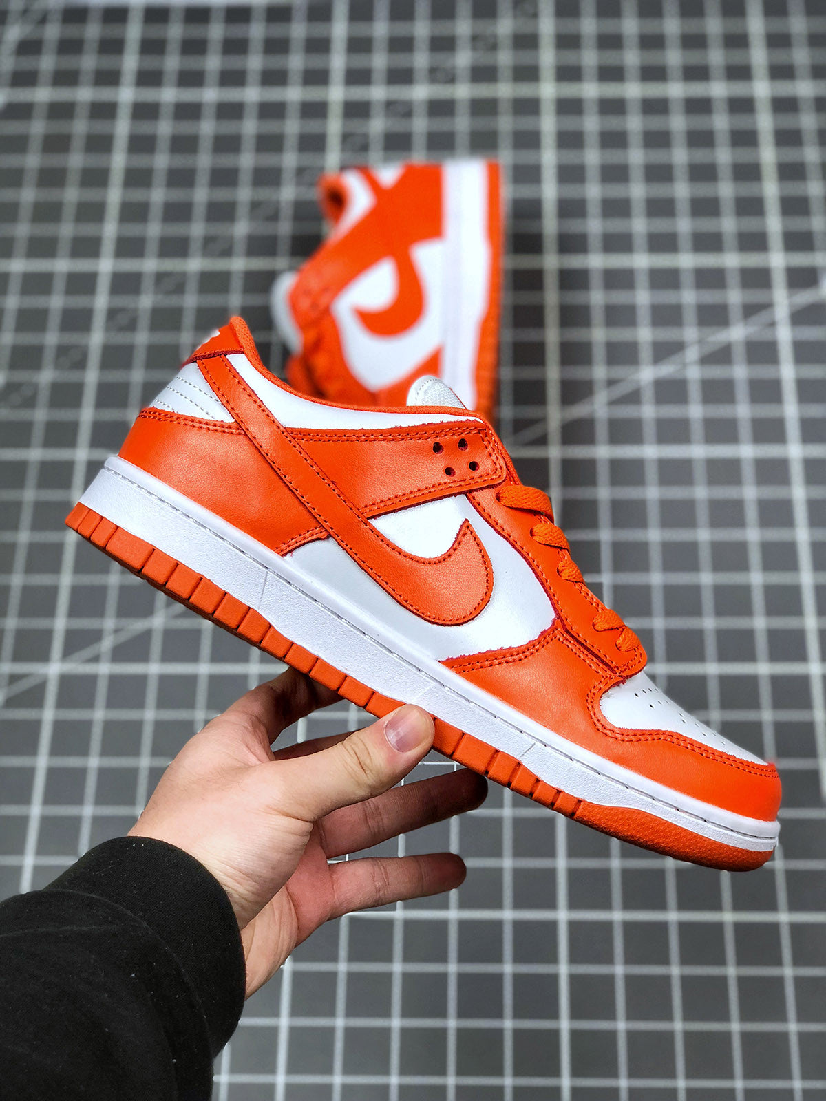 Nike SB Dunk Low  Orange Blaze