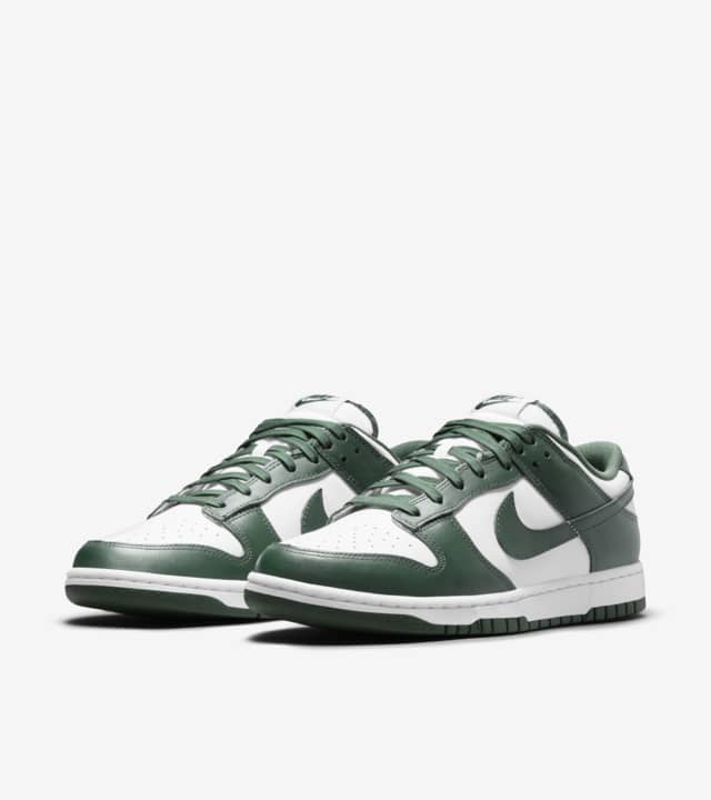 Nike SB Dunk Low Varsity Green