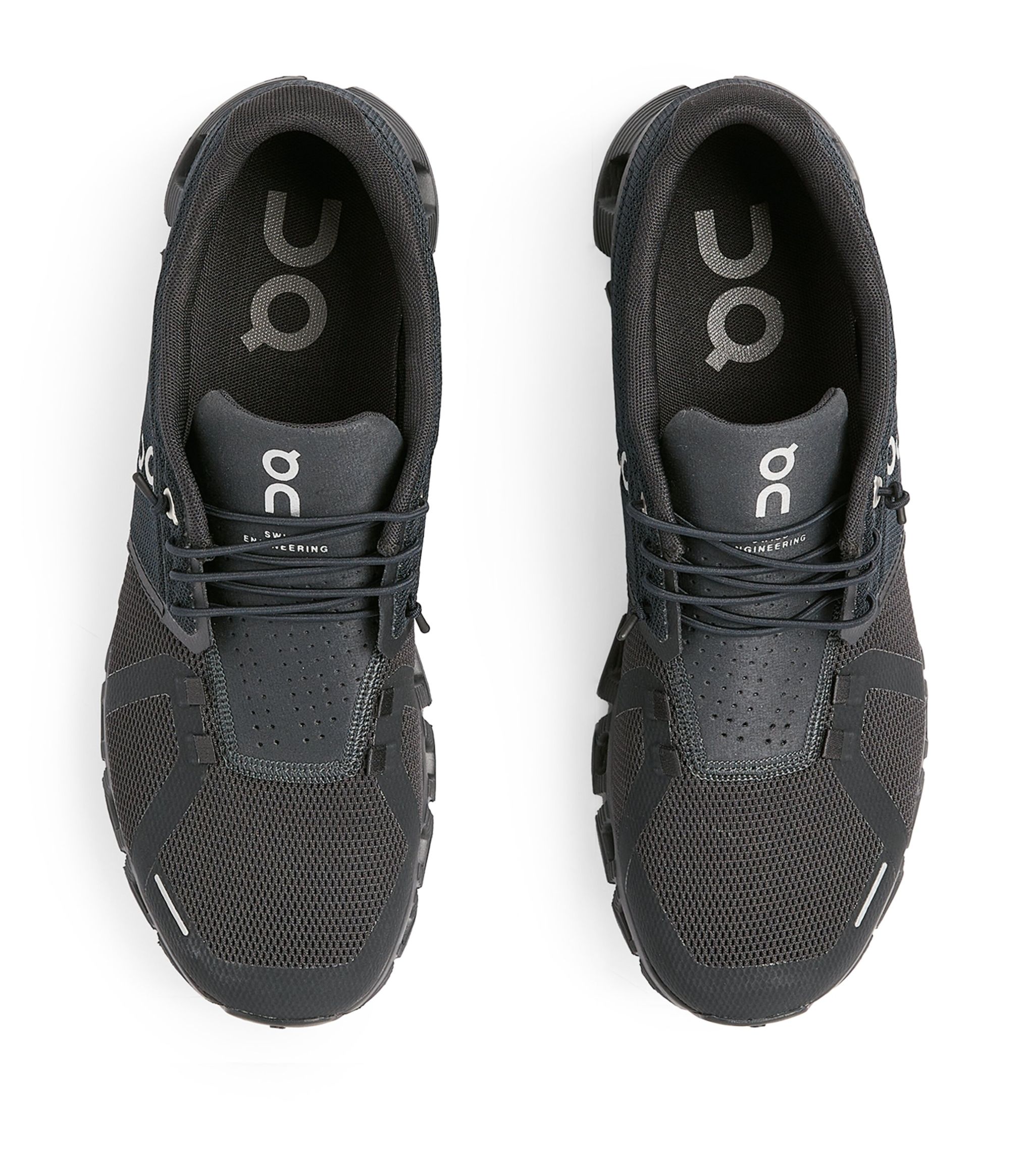 On Cloud 5 Trainers Black