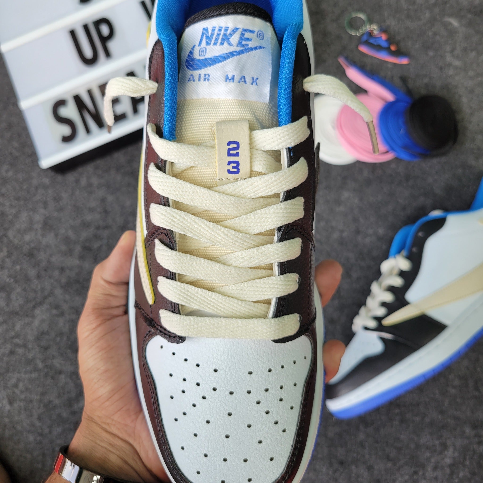 Travis Scott x Air Jordan 1 Low Fragment