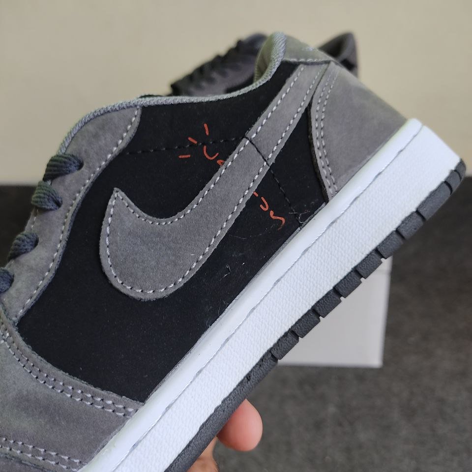 Travis Scott x Air Jordan 1 Low Grey White Black