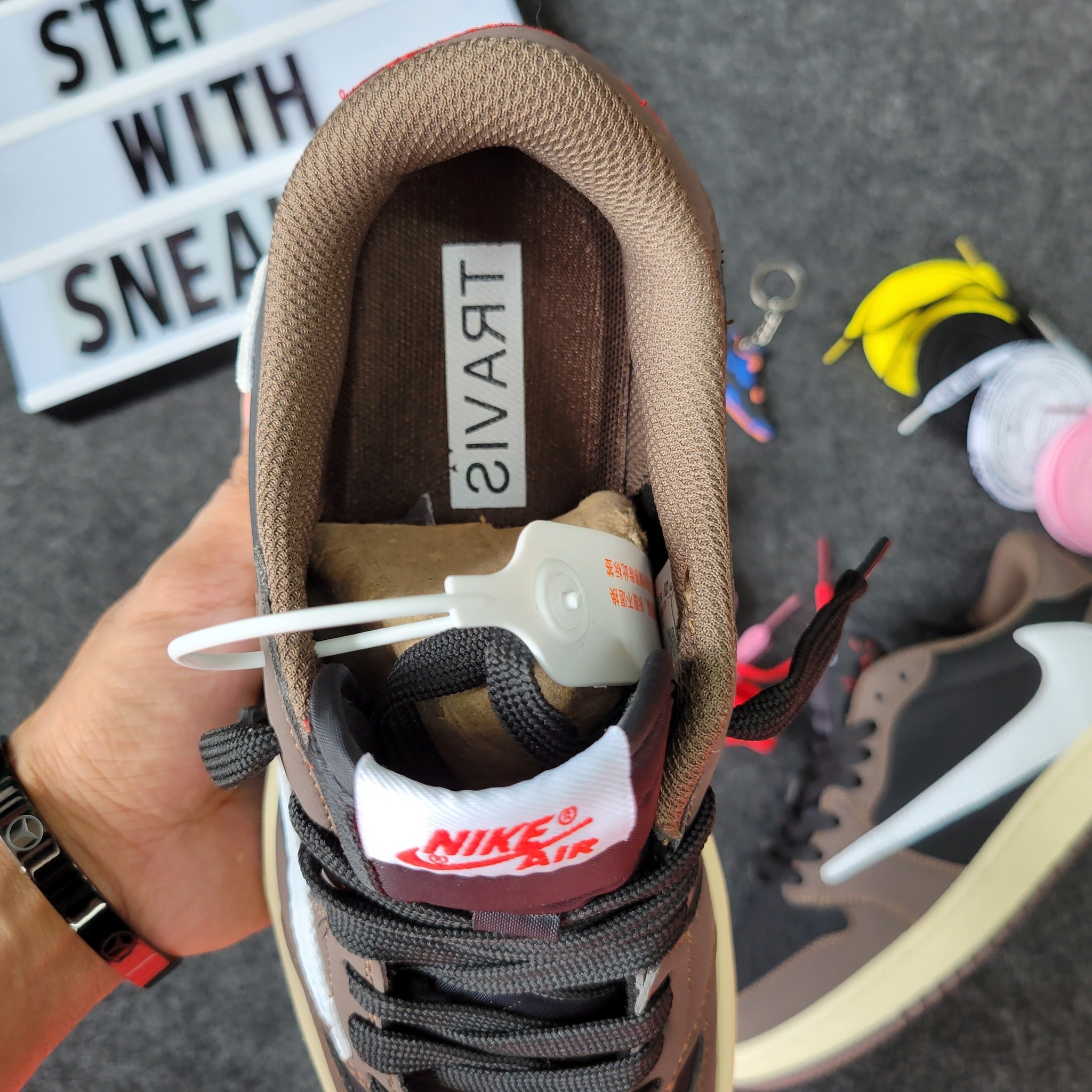 Travis Scott x Air Jordan 1 Low OG Mocha